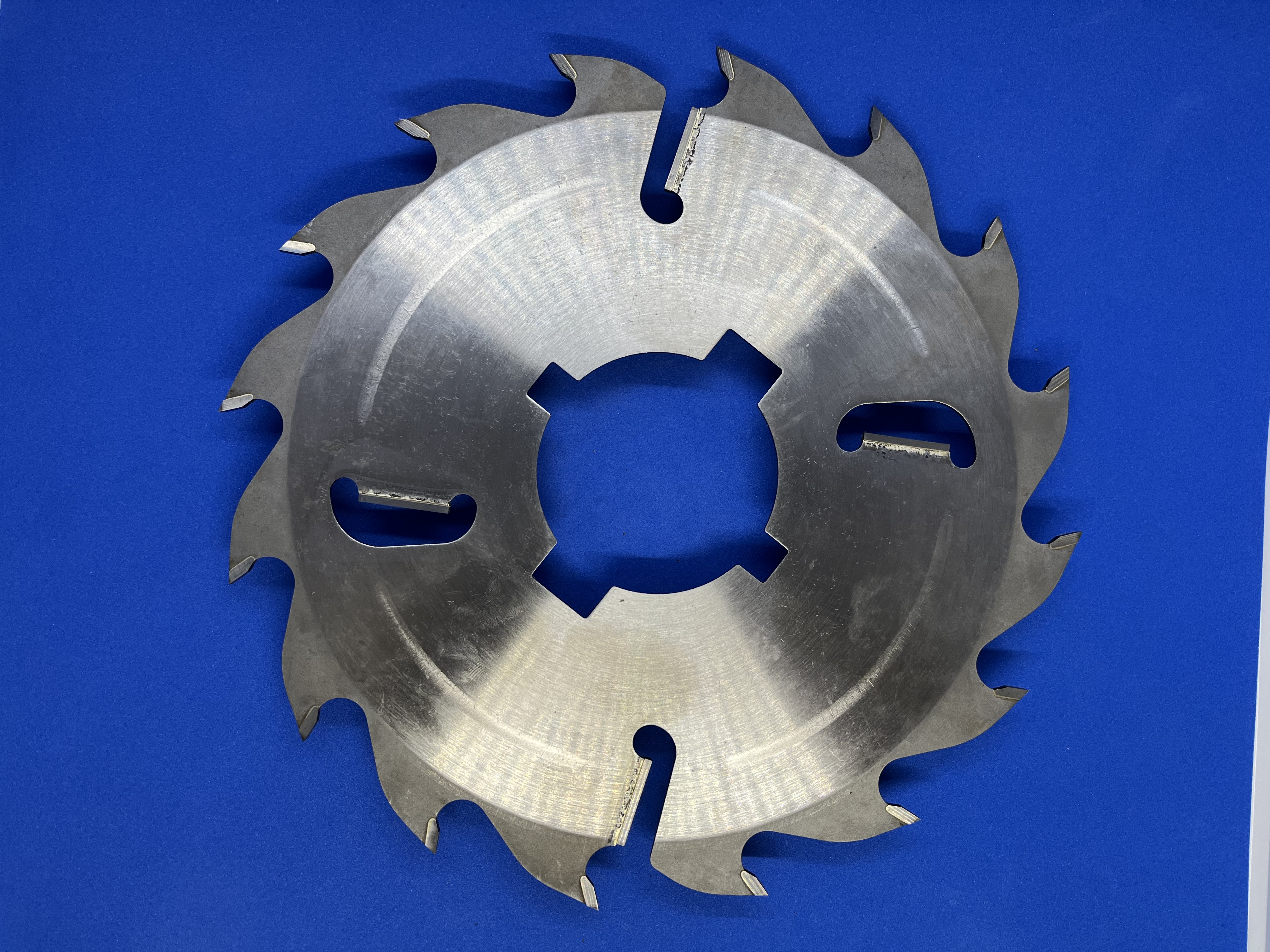 300X3,2/2,2X30 Z24+4